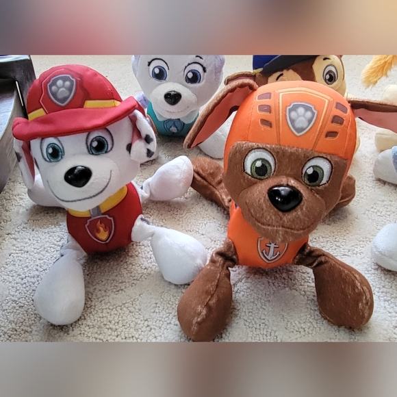Paw Patrol Plush Pup Pals Set of 8 - Picture 5 of 5